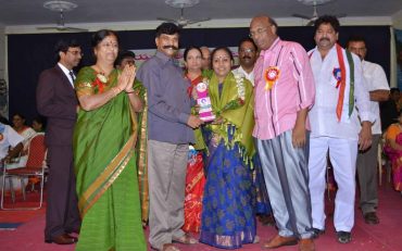 Dasabdi Mahila Award