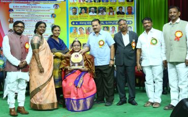 Sathabdi Mahila Seva Ratna 2024